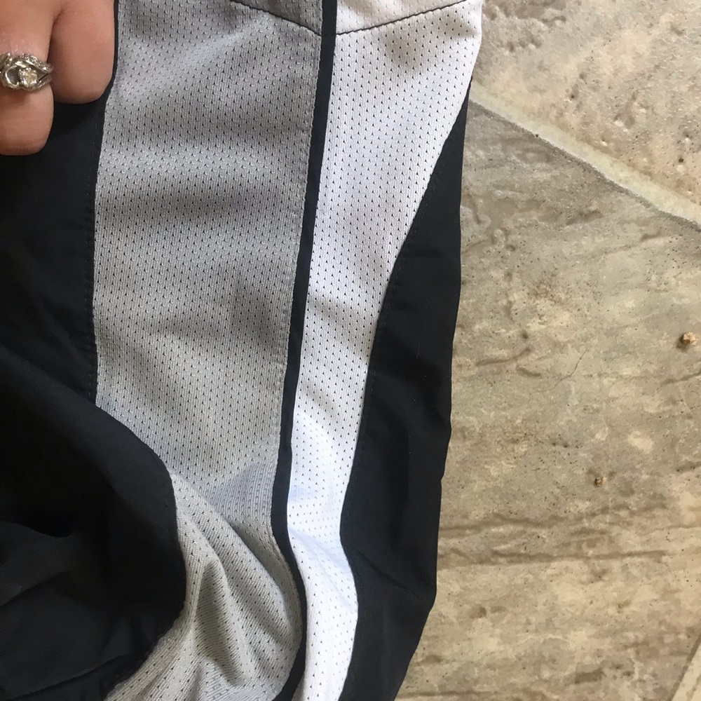Nike shorts - Picture 3 of 4